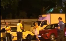 Mersin’de Alkolmetre Üflemeyi Reddeden Kadın Polise Tehditler Savurdu