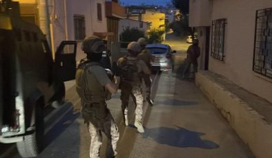 Mersin’de uyuşturucu satıcılarına yönelik operasyonda 28 zanlı yakalandı