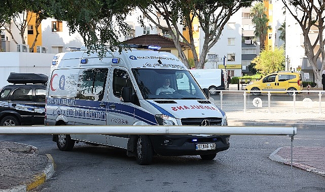 Antalya Büyükşehir, Evde Sağlık Hizmetleri ile yüzlerce hastaya ulaşıyor- Güncel