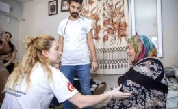 Mersin Büyükşehir Belediyesi Yaşlılara Destek Hizmetleri Sunuyor