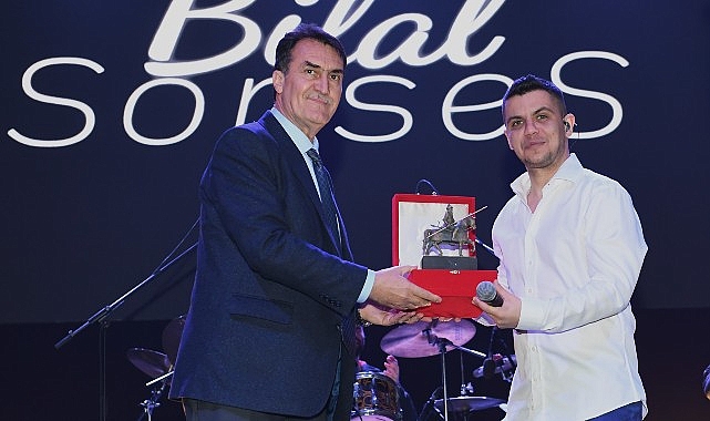 Bursa'nın yeni meydanında tanıtım etkinleri Bilal Sonses konseri ile devam etti- Güncel