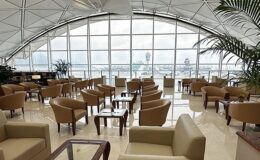 Emirates, Hong Kong Uluslararası Havalimanı'ndaki Dinlenme Salonunu Yeniledi- Güncel
