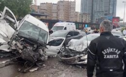 Beşiktaş Büyükdere Caddesi’nde zincirleme kaza! Yaralılar var, çok sayıda ekip bölgede