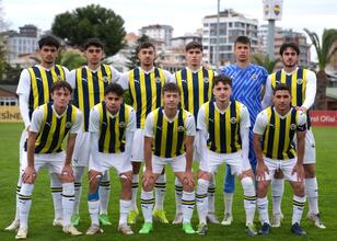 MAÇ ÖZETİ İZLE: Fenerbahçe 4-1 Giresunspor maçı özet izle goller izle