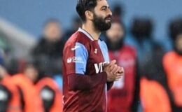Trabzonspor’da Umut Bozok’tan teknik ekibe olay el hareketi!