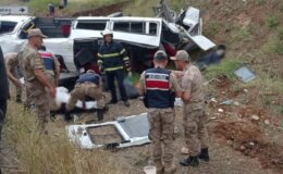 Gaziantep’te tır ile minibüs çarpıştı! 8 kişi hayatını kaybetti, çok sayıda kişi yaralandı